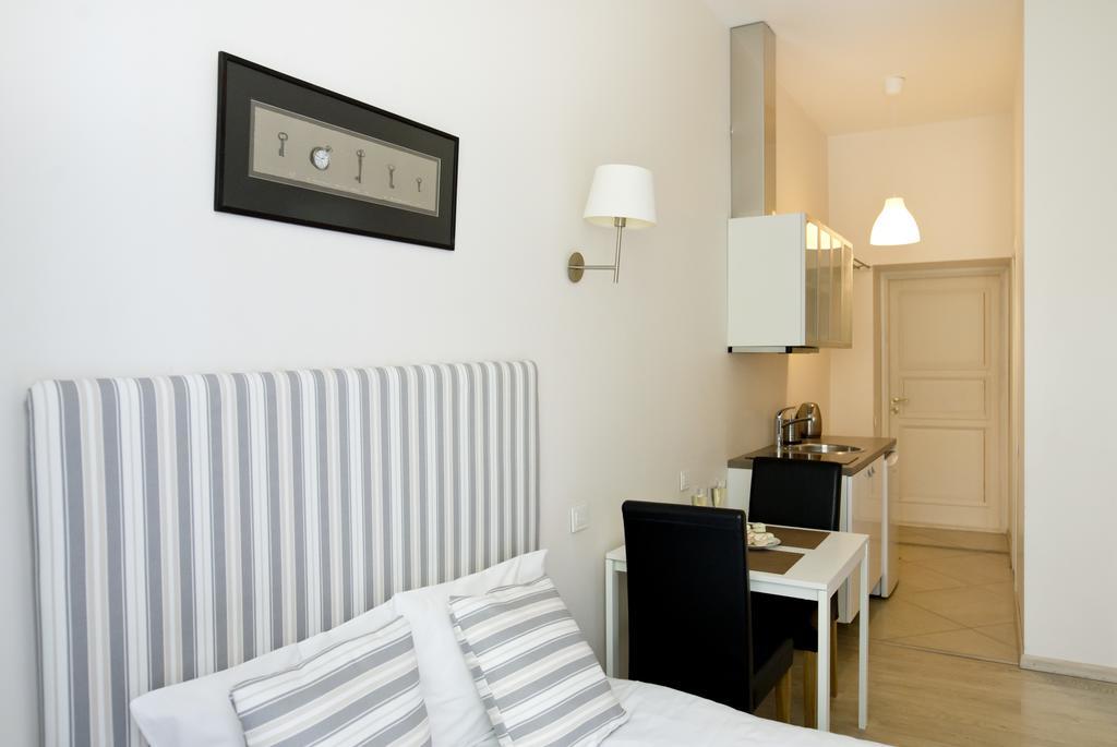 Cozy In Old Town By Urban Rent Vilnius
